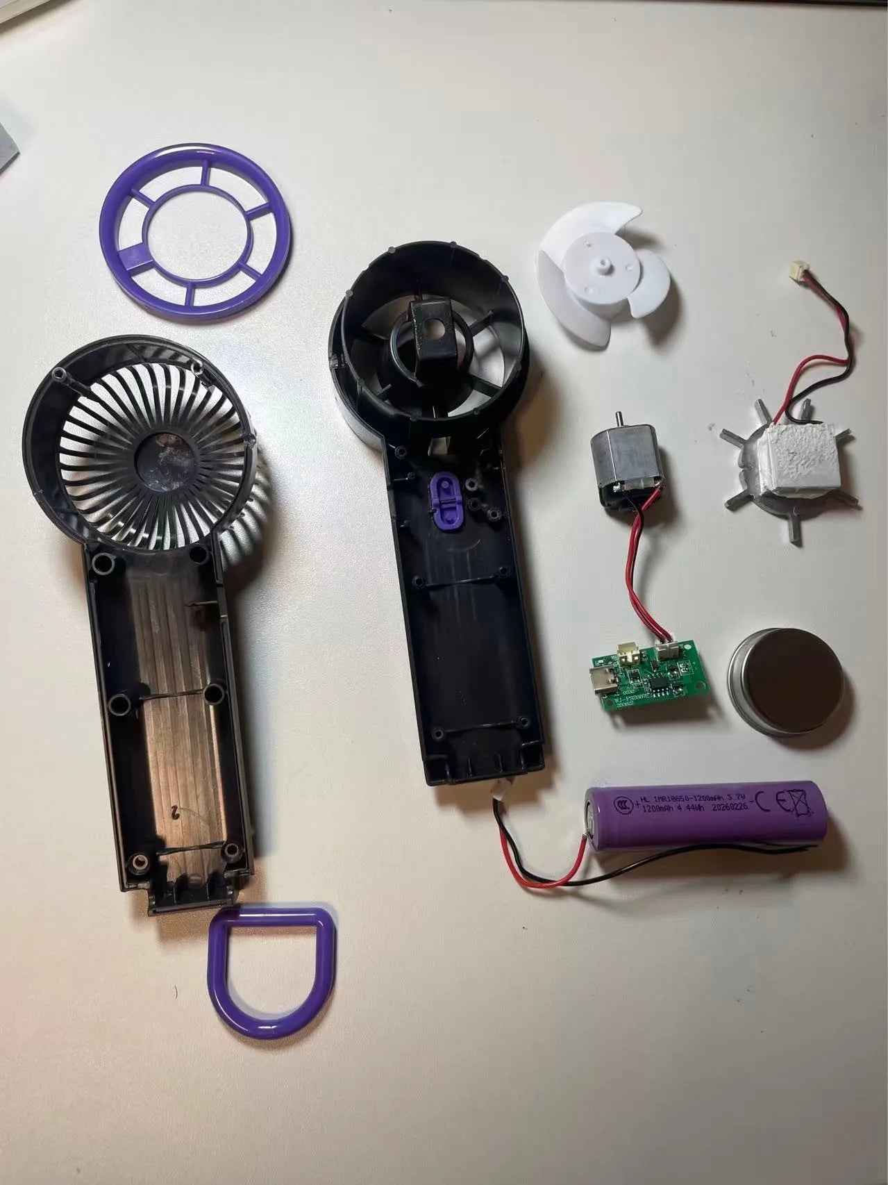 Handheld Cooling Fan - 3-Speed USB Rechargeable